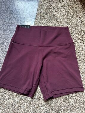 Aritzia Golden Athletic Bike Shorts